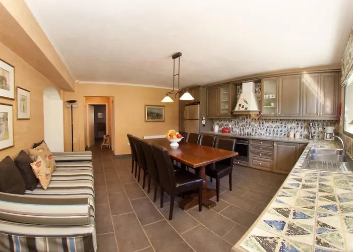 Konstantinas House, A Touch Of Nature & Sea