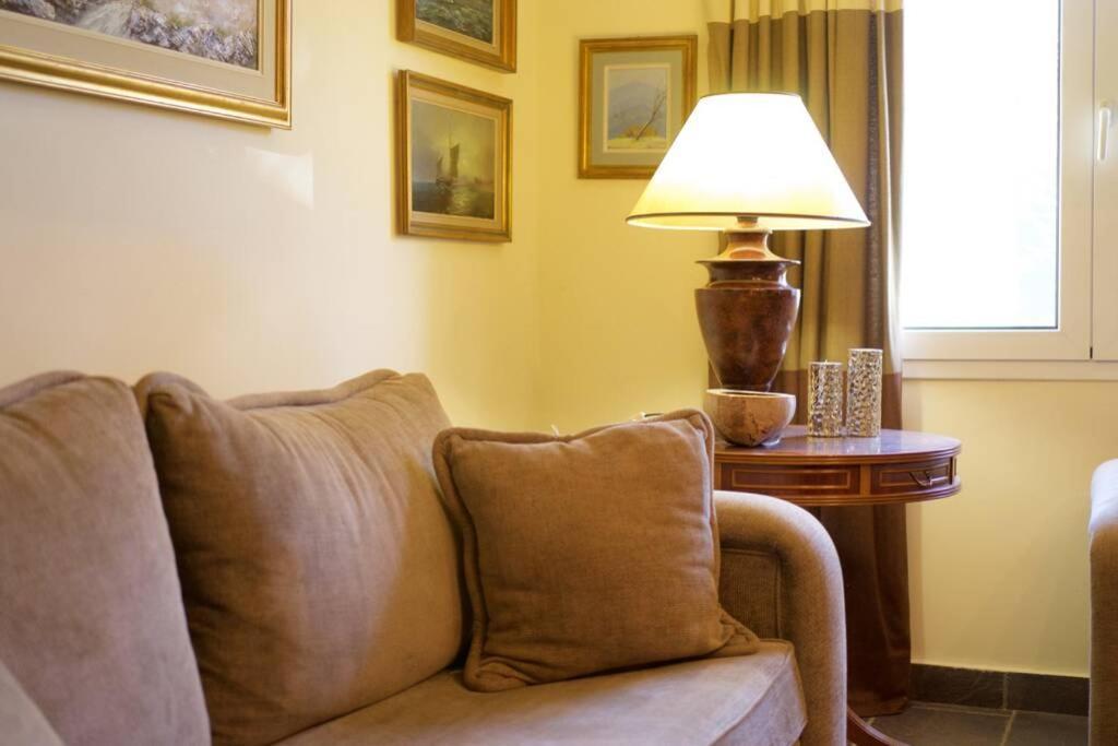Konstantinas House, A Touch Of Nature & Sea Hébergement de vacances *