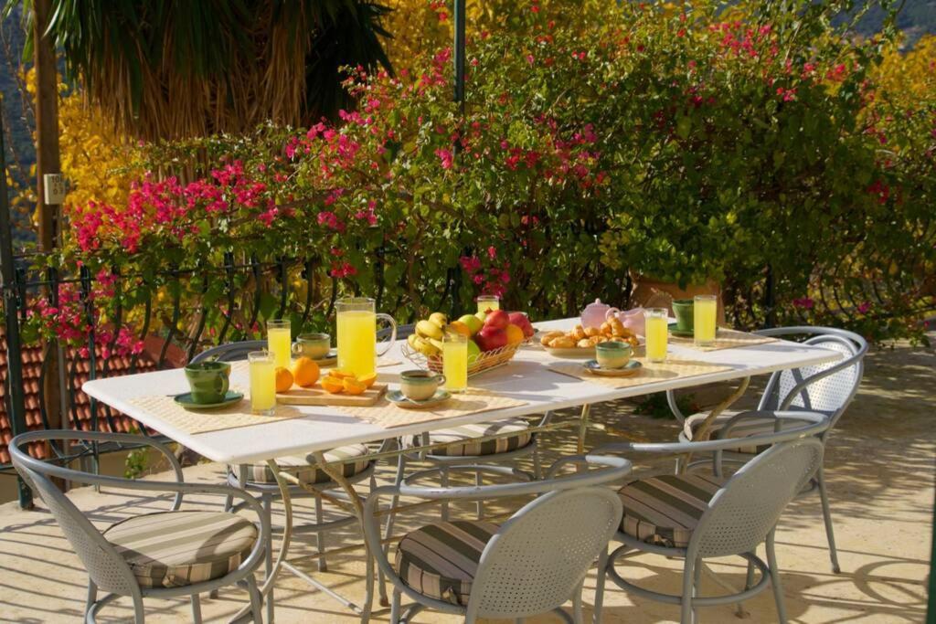 Konstantinas House, A Touch Of Nature & Sea * Ferendinata
